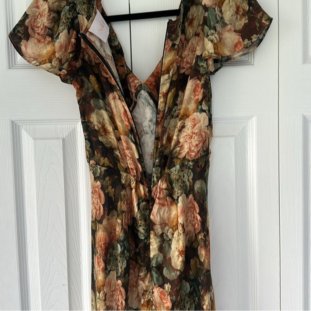 Selkie Floral Dress in Cottage Cravings size XS flutter sleeve 100% silk - Picture 7 of 8